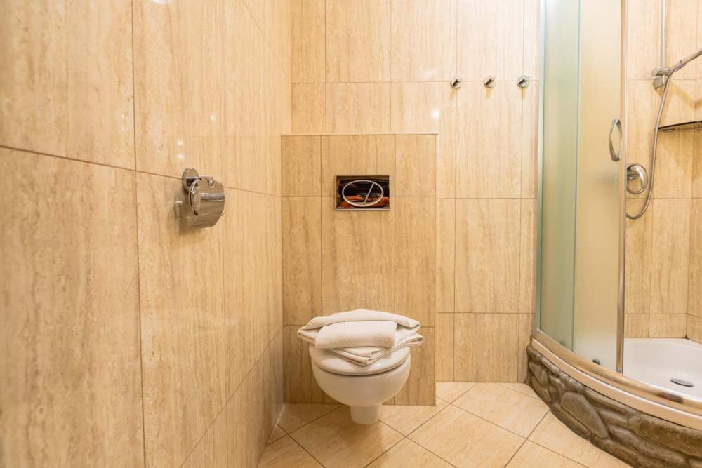 Hotel Krakowiacy I Gorale à Krzyszkowice Extérieur photo